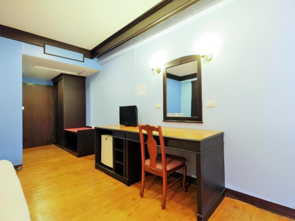 Oyo 565 Trang Hotel Dış mekan fotoğraf