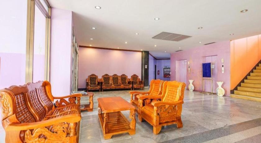 Oyo 565 Trang Hotel Dış mekan fotoğraf