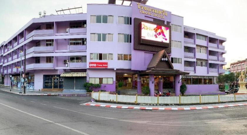 Oyo 565 Trang Hotel Dış mekan fotoğraf